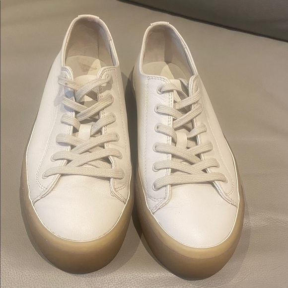 Vince cream
sneakers ladies size 7 - Picture 4 of 14